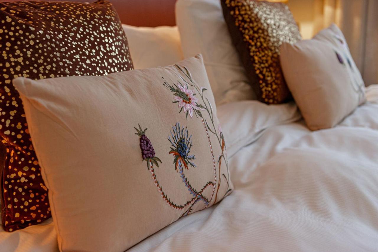 Bossche Suites Stationsweg 's-Hertogenbosch  Esterno foto